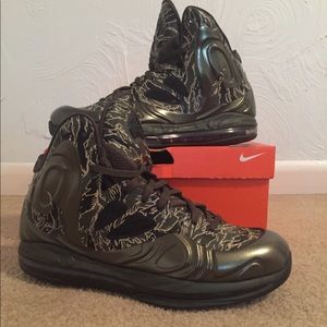 Nike Hyperposite- Tiger Camo